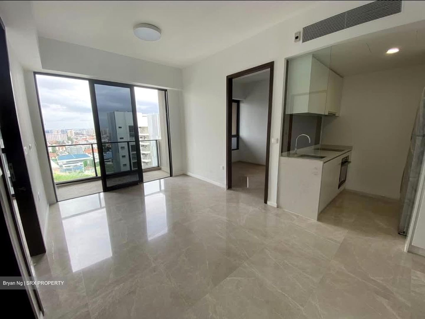 Amber 45 (D15), Apartment #566231521